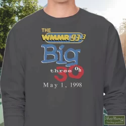1998 90s Wmmr Radio Station Music Rock Tee Pink Floyd Rolling Stones Led Zeppelin Shirt 3 Men's 1998 90s Wmmr Radio Station Music Rock Pink Floyd Rolling Stones Led Zeppelin Long Sleeve In Charcoal, Front View On Dark Wood Background