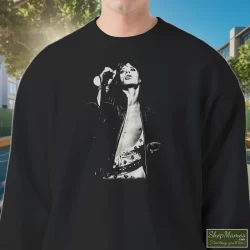 The Rolling Stones Mick Jagger Shirt 5 Men's The Rolling Stones Mick Jagger Sweatshirt In Black, Front View On Light Wood Background